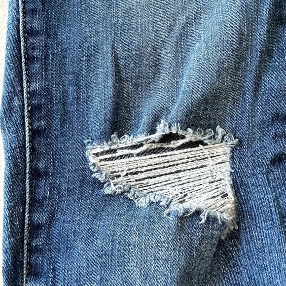 DL1961 Emma Skinny low rise Jean - Picture 6 of 10